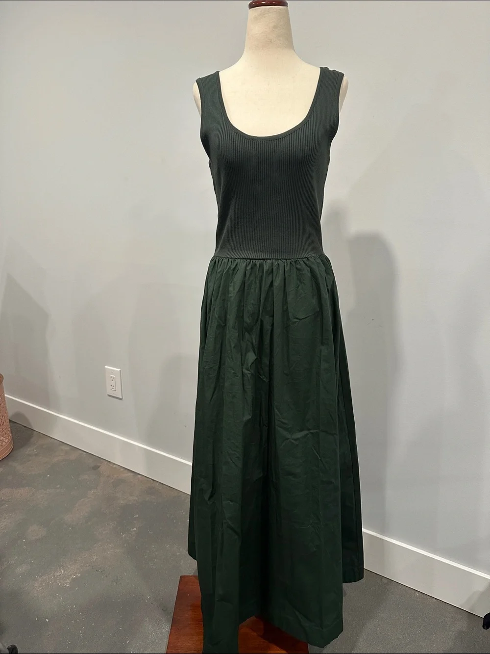 Sleeveless Maxi Dress in Dark Green